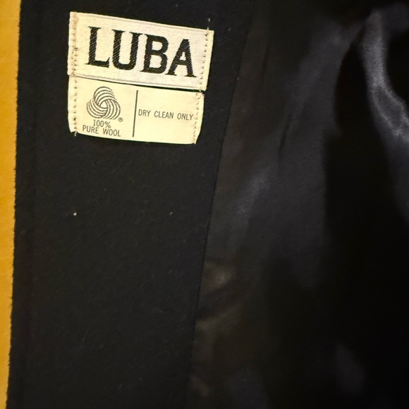 Vintage wool, satin lined Luba Black Trench Coat for Women - Picture 5 of 6